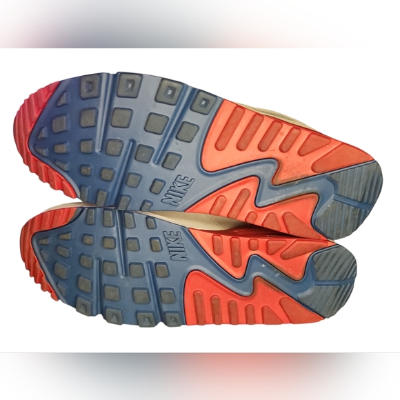 Nike Air Max 90 'Athletic Club - University Red', Mens 10.5 - Picture 9 of 10